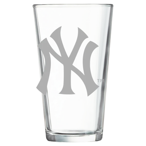 New York Yankees Polar Camel 16 oz. Pint Mixing Glass