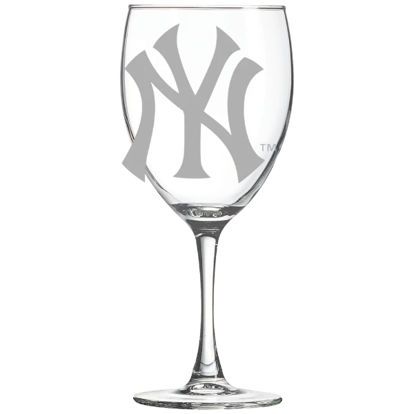 New York Yankees Polar Camel 10 1/2 oz. Wine Glass