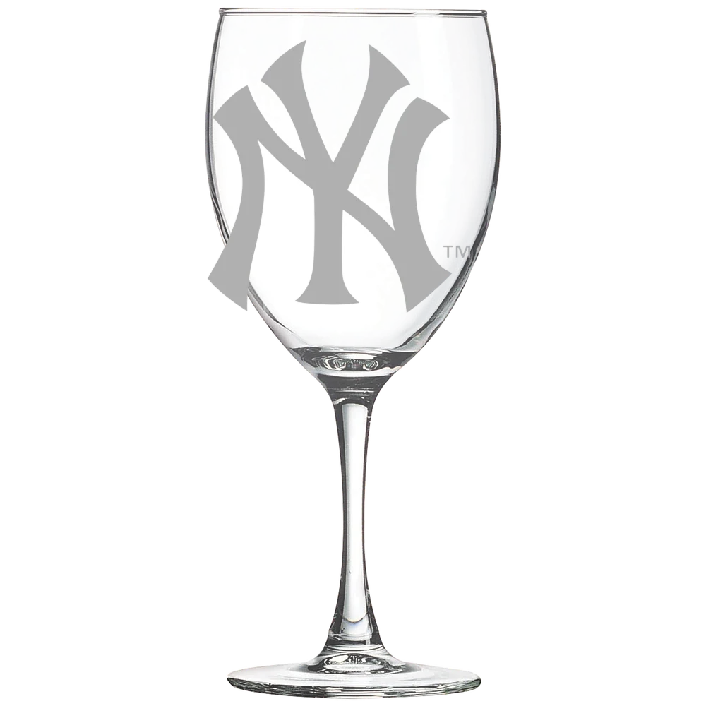 New York Yankees Polar Camel 10 1/2 oz. Wine Glass