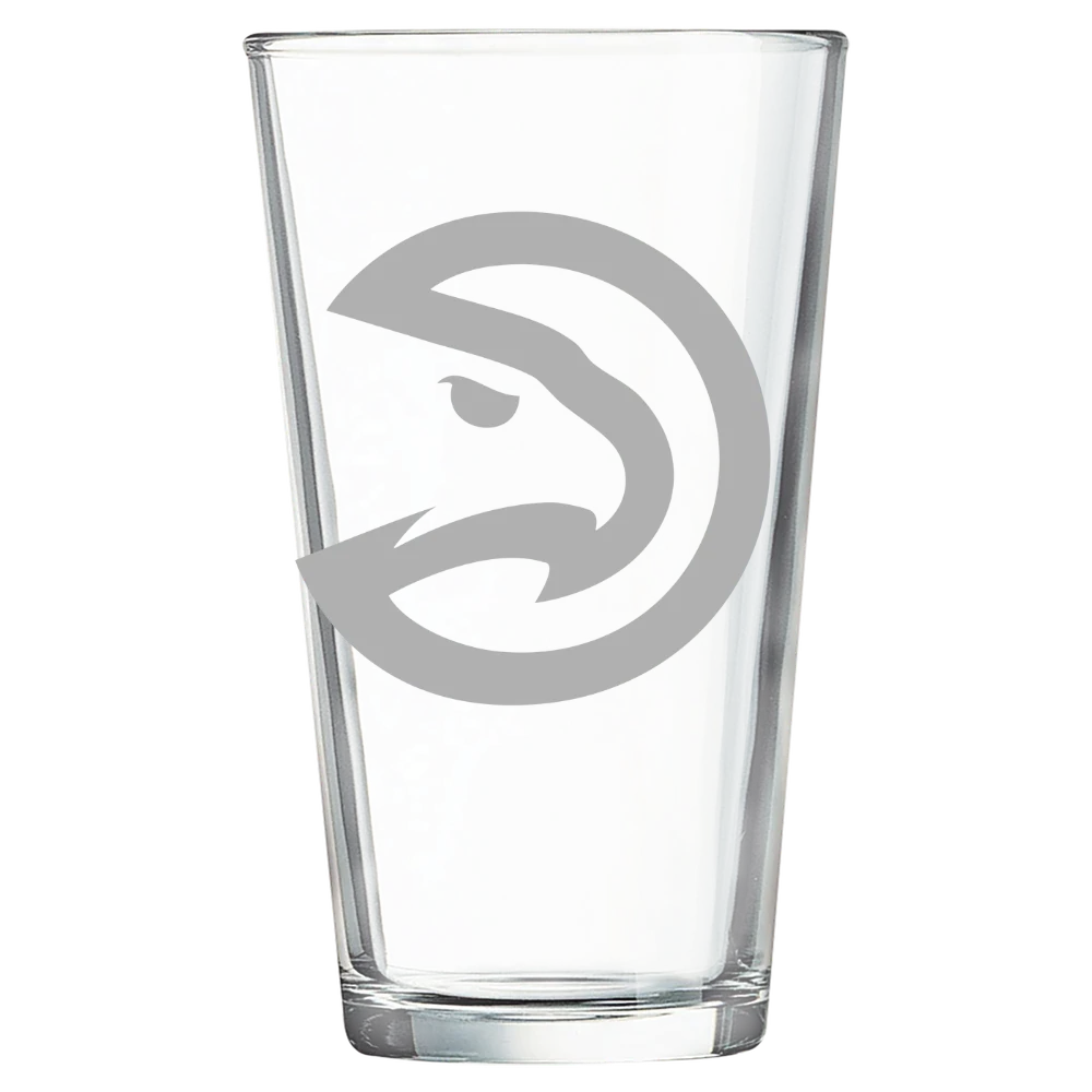 Atlanta Hawks Polar Camel 16 oz. Pint Mixing Glass