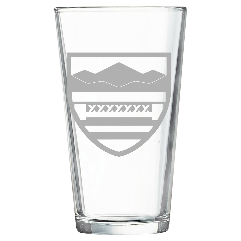 New England College Polar Camel 16 oz. Pint Mixing Glass