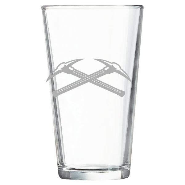 University of Wisconsin-Platteville Polar Camel 16 oz. Pint Mixing Glass