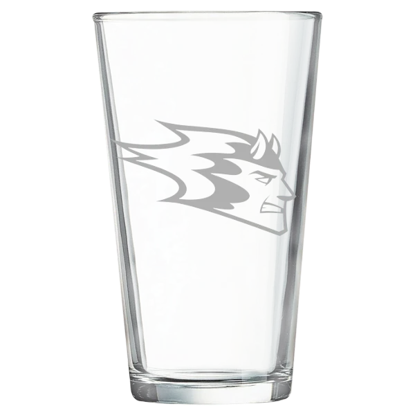 University of Wisconsin-Stout Polytechnic Polar Camel 16 oz. Pint Mixing Glass